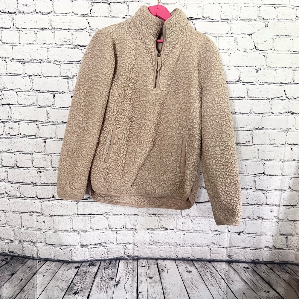 MIAMI. Pink Sherpa pullover. Size S